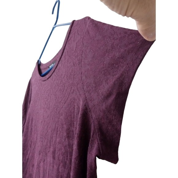 Geo Floral Embossed Top Simply Vera Wang Lightweight Short Slve.Office Casual 0X - Picture 5 of 8